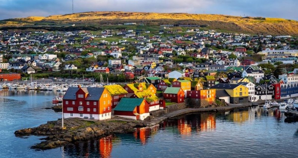 Korku Nedeniyle Özerklikten Feragat Eden Balıkçılık Ülkesi