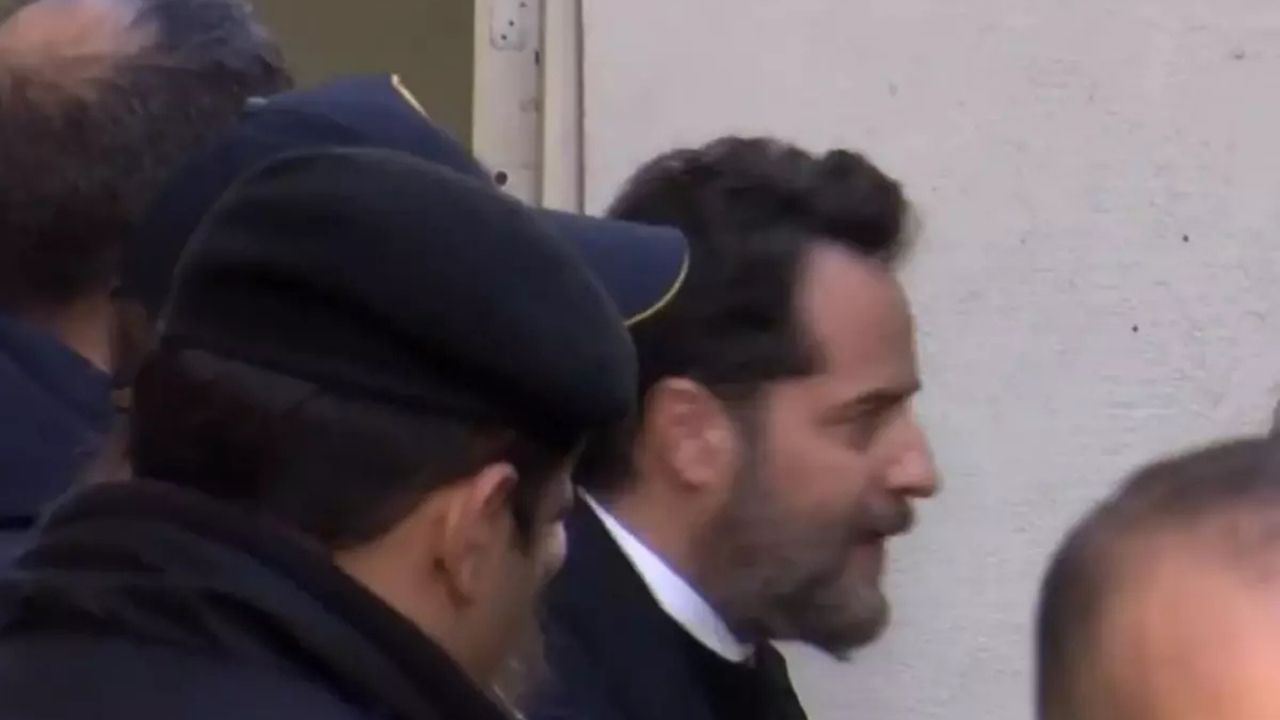Futboldaki Bahis Soruşturmasında Erden Timur Dahil 26 Kişi Adliyeye Sevk Edildi