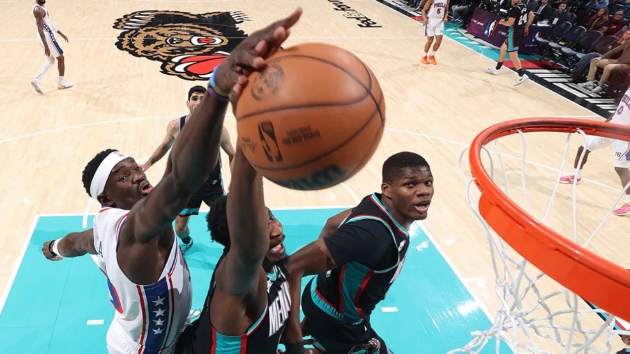 76ers, nefes kesen maçı son saniye basketiyle kazandı