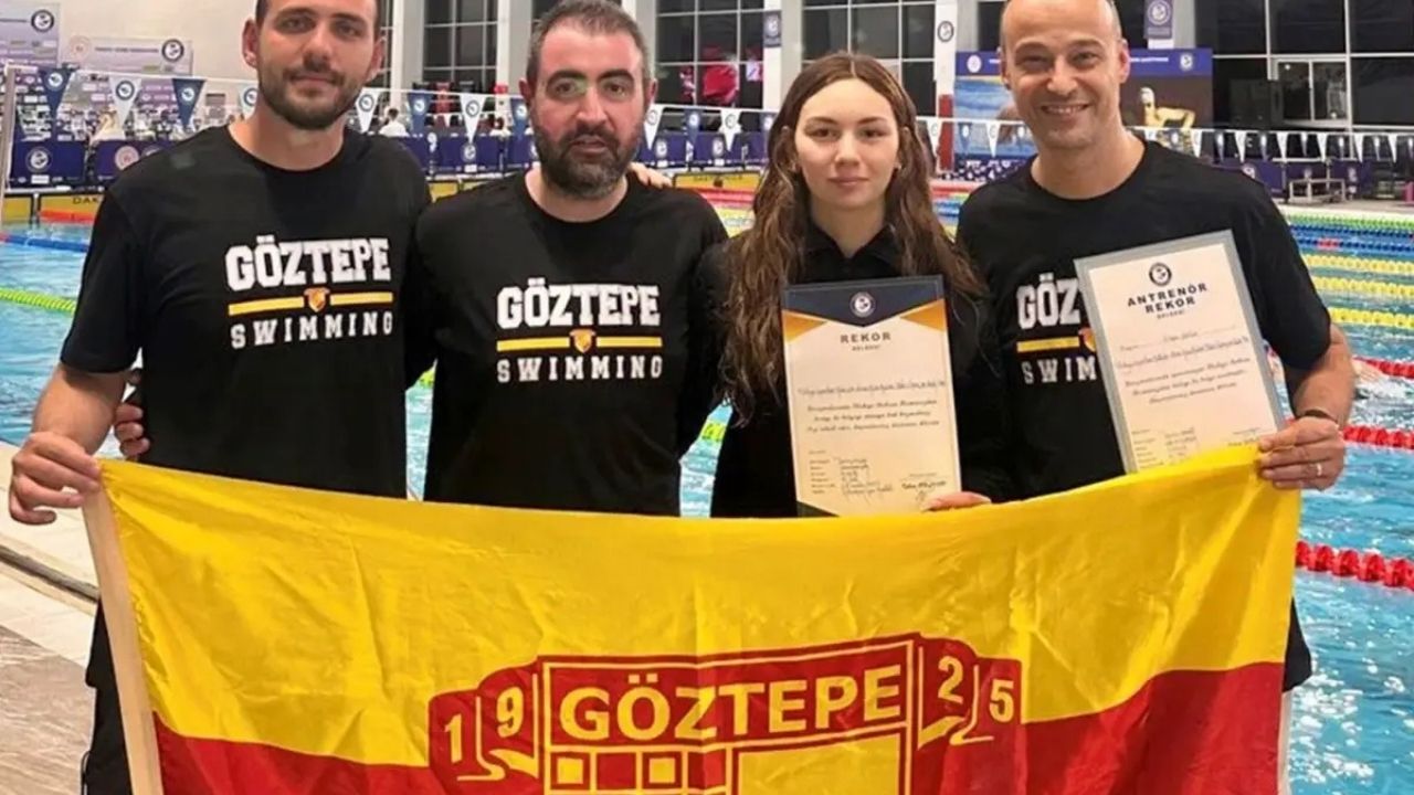 Milli Yüzücü Derin Akar’dan 11 Yıllık Türkiye Rekoru