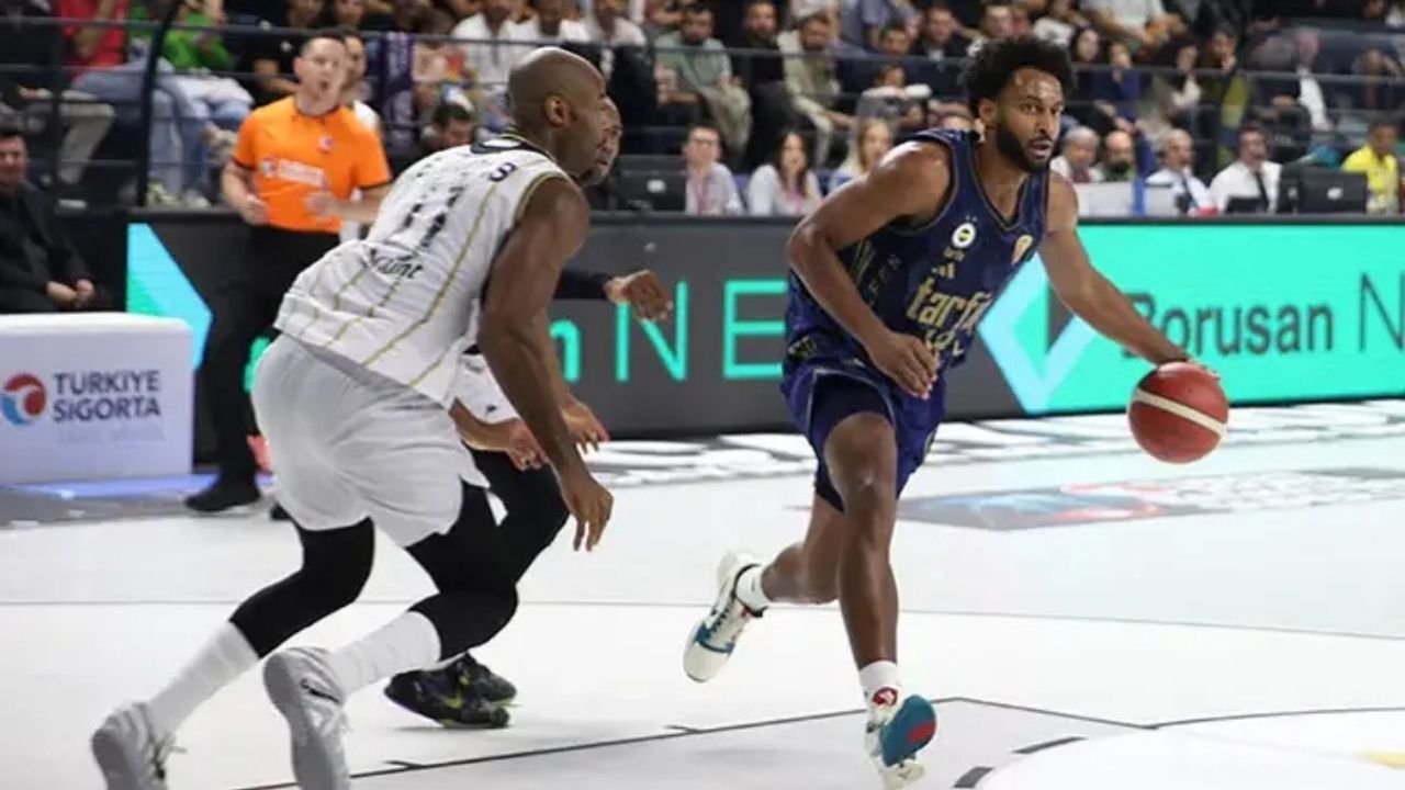 Fenerbahçe Tarfin deplasmanda 100 sayıya ulaştı, galibiyeti aldı
