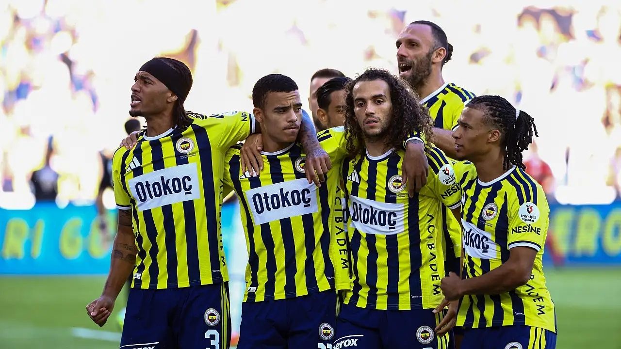 Fenerbahçe sahasında Alanyaspor karşısında galibiyet arıyor