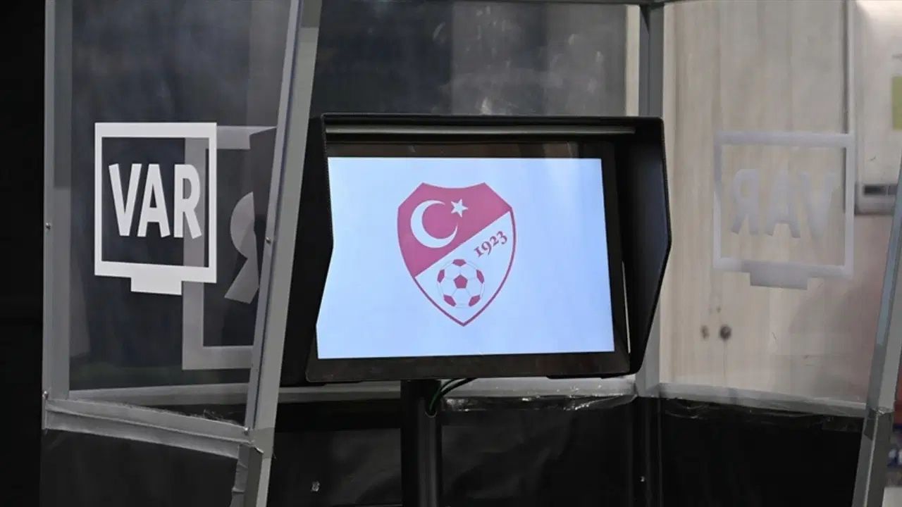 Süper Lig’de 8. Haftanın VAR Kayıtları Yayımlandı