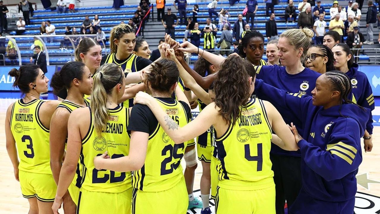 Fenerbahçe Tarfin, CS Rapid Bucuresti Deplasmanında Galibiyet Arıyor
