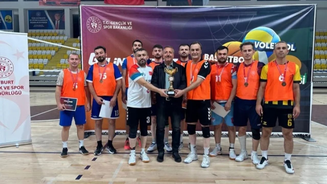 Bayburt’ta Kamu Spor Oyunları Voleybol Şampiyonu Belli Oldu