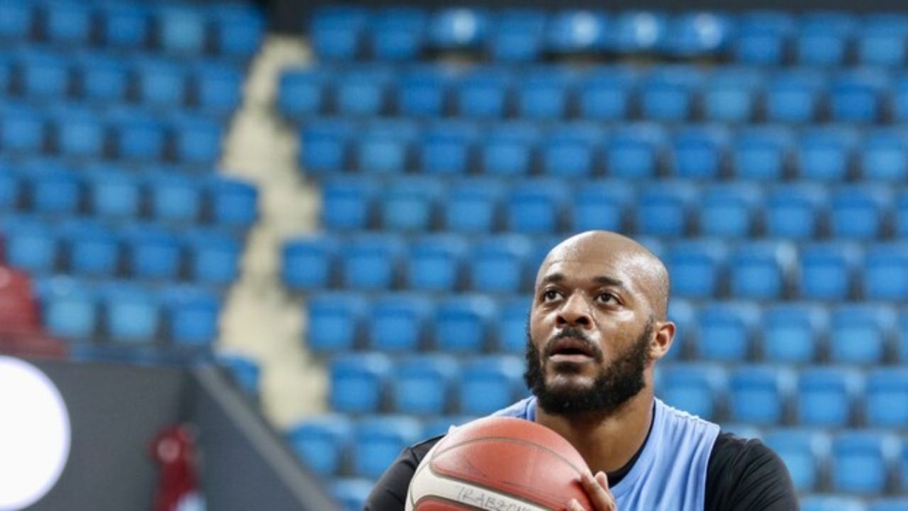 Trabzonspor'un Yıldızı Xavier Tillman'ın Hedefi Çifte Şampiyonluk