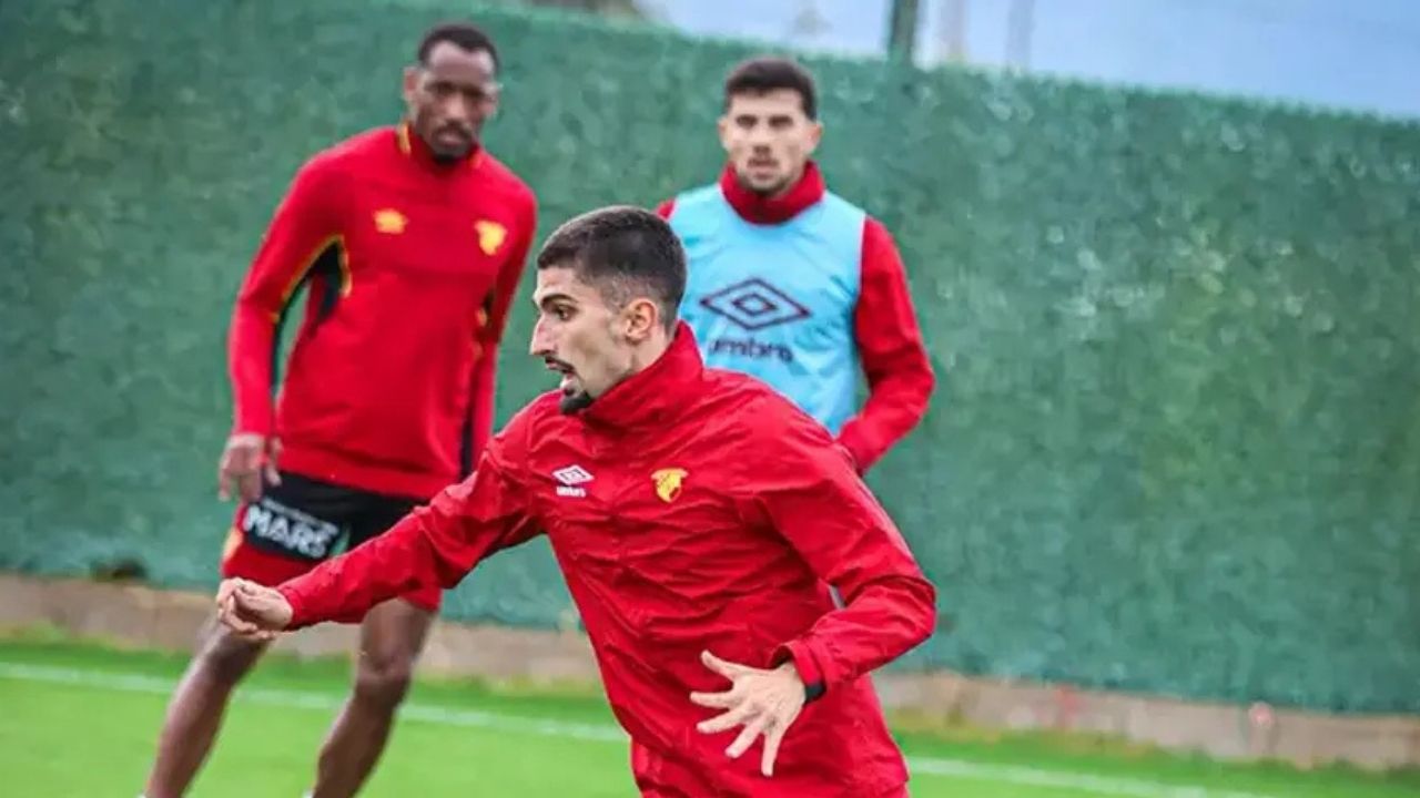 Göztepe, Fenerbahçe Deplasmanı Öncesi Hazırlıklarını Sürdürüyor
