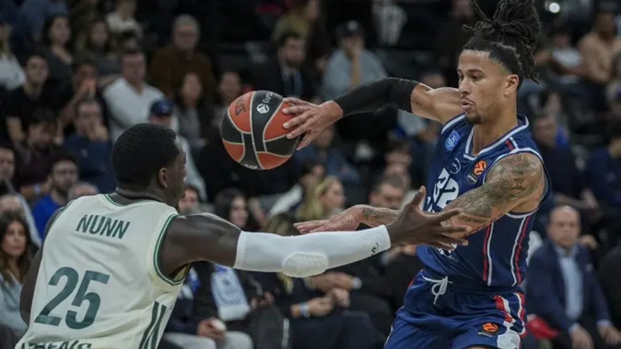 Anadolu Efes, Panathinaikos’u 83-68 Mağlup Ederek Devirdi