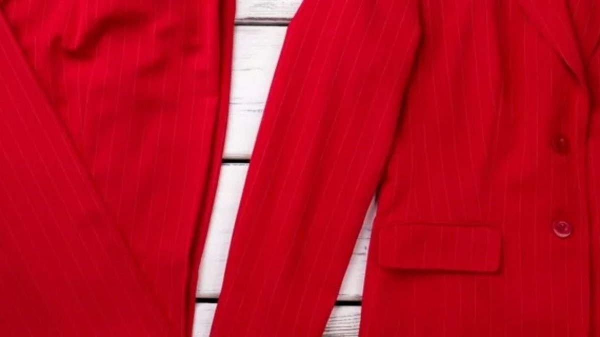 Kırmızı Blazer Ceket İçin Şık Kombin Fikirleri ve İpuçları