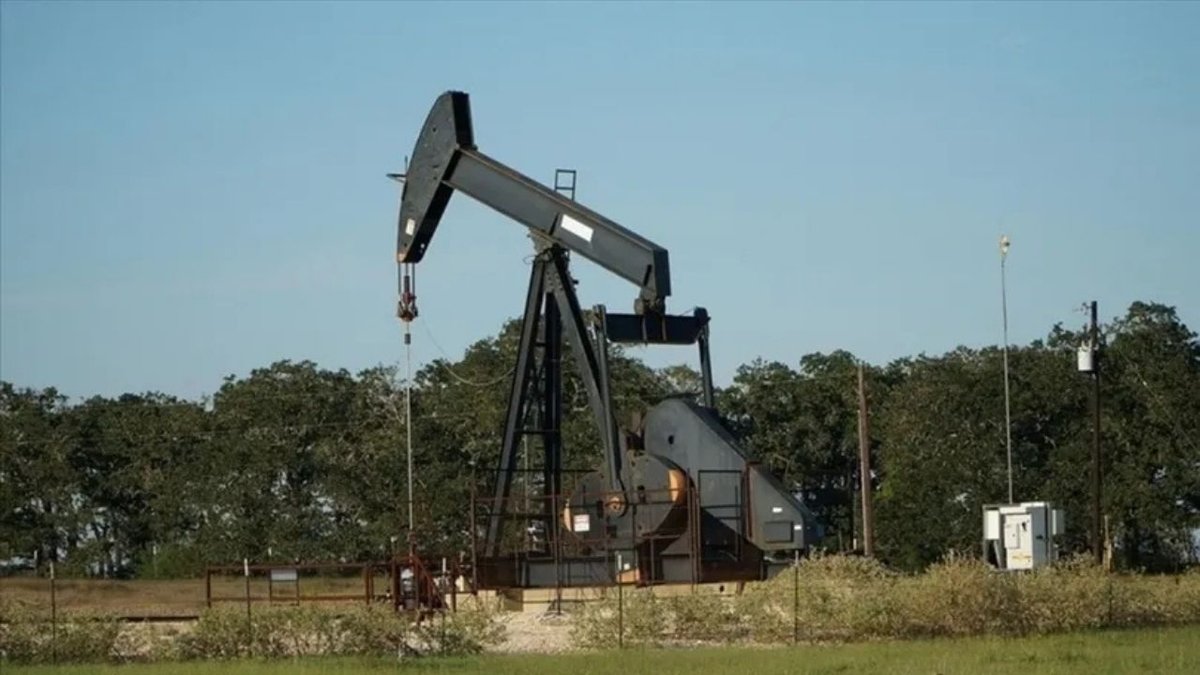 Rusya'nın Petrol İhracatı Nisan Ayında Rekor Seviyeye Ulaştı