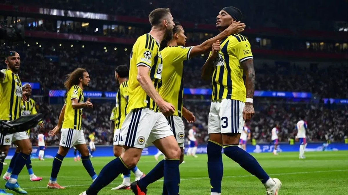 Fransız Basını Fenerbahçe’yi Konuşuyor: Lyon’un Elenmesi Ülkeyi Yasa Boğdu