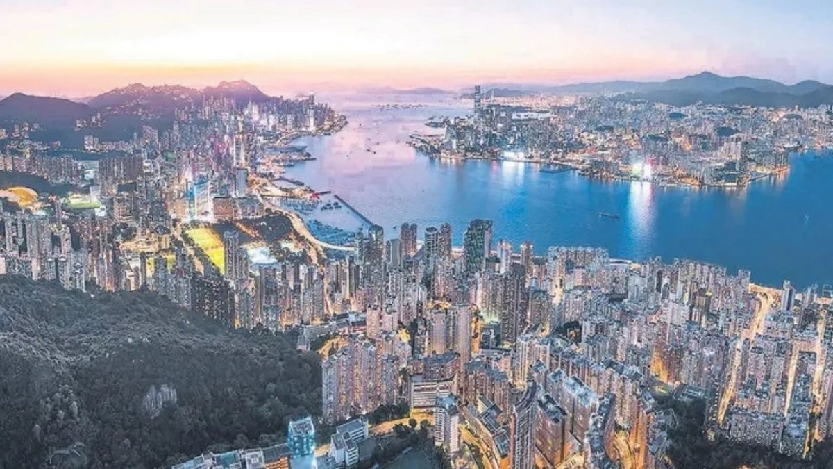 Şehrin Altın Dönemi: Sonbahar'da Hong Kong'da Keşif Rehberi