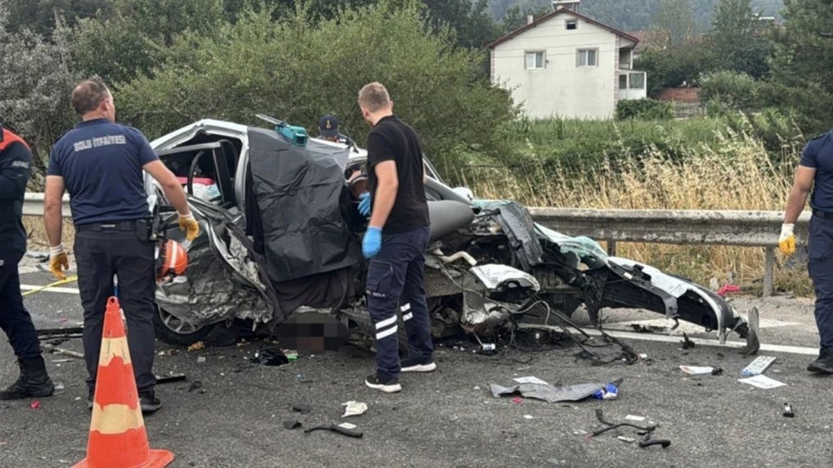 Bolu’da feci trafik kazası: 1 kişi hayatını kaybetti, 2 kişi ağır yaralandı